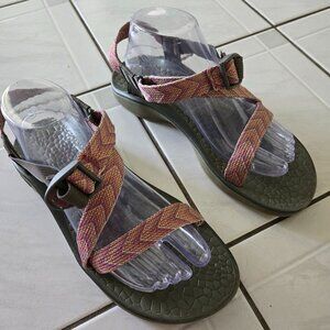 Chaco Z/Volv Scaled Royal Orange Purple 9